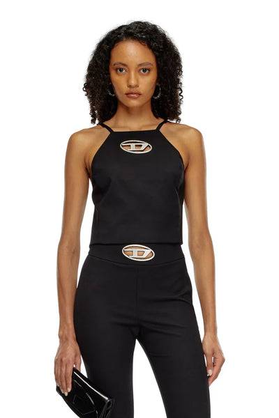 Twill top with metal Oval D plaque